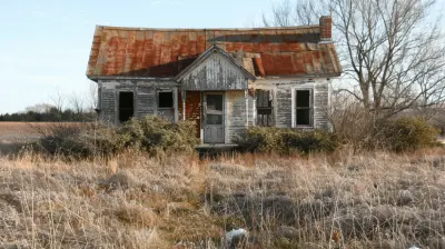The Role of HUD in Helping Homeowners Avoid Foreclosure