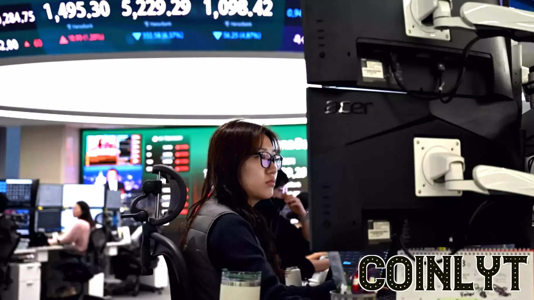 Asia Stocks Gain on Softer U.S. Inflation, Oil Rises as U.S. Restarts Blockade