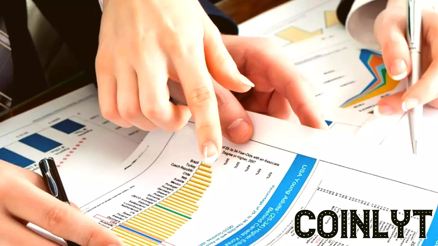 Assessing IGM Financial (TSX:IGM) Valuation After A Strong Multi‑Month Share Price Run