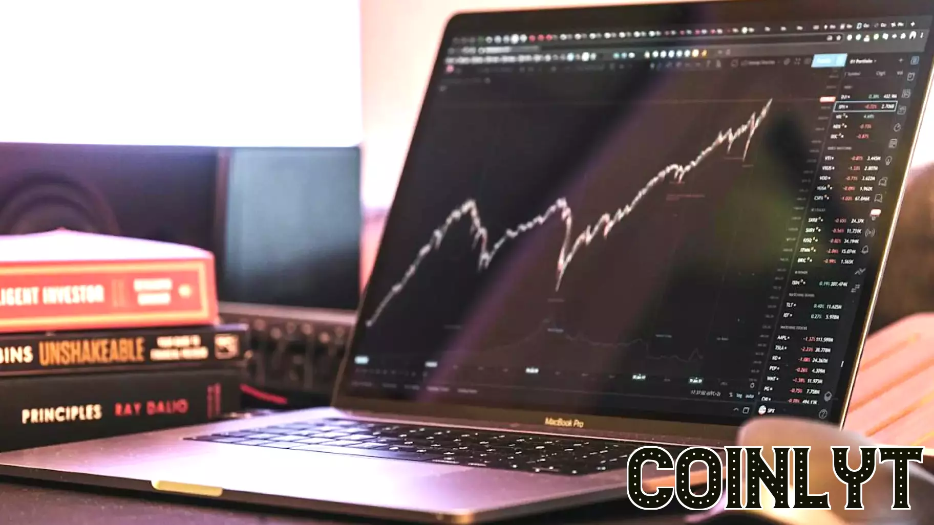 Berkshire Hathaway: A Premier Low-Risk, High-Growth Stock for Today's Market