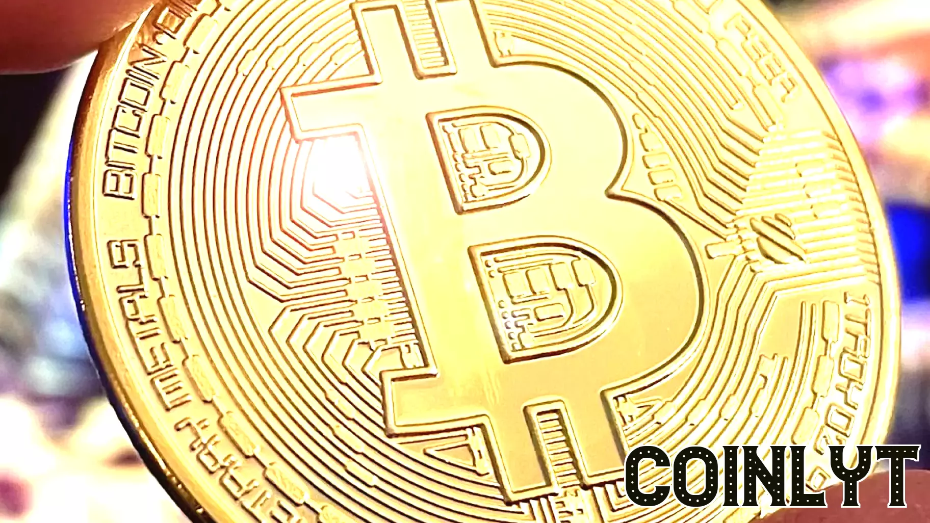 Bitcoin drops below $67,000 as Iran conflict uncertainty persists