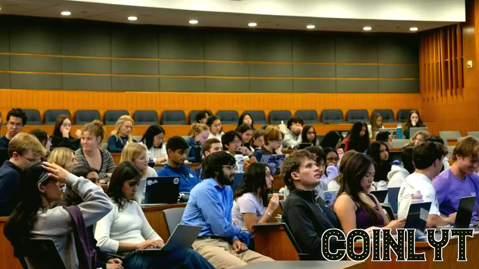 Student Government Approves Club Funding and Backs Second Financial Barriers Survey