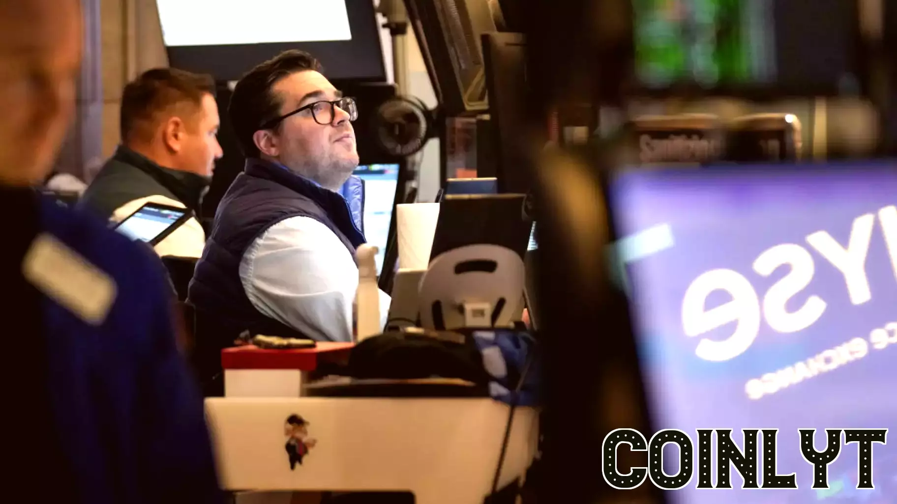 US Stock Market Opens 2025 with Continued Decline